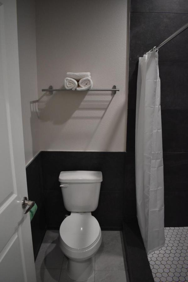 Blue Star Inn Houston Bagian luar foto