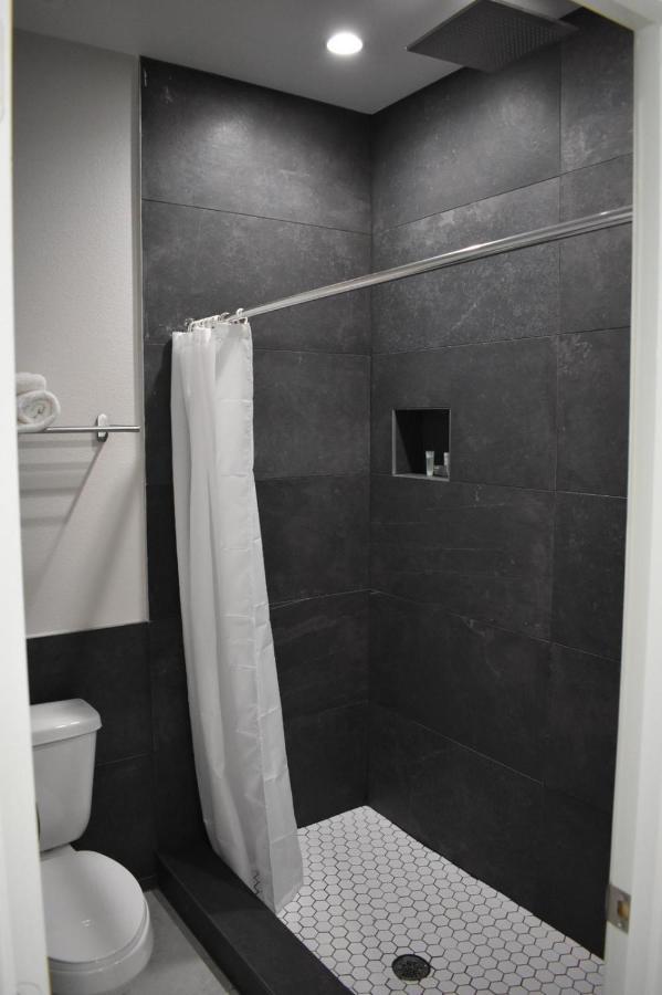 Blue Star Inn Houston Bagian luar foto